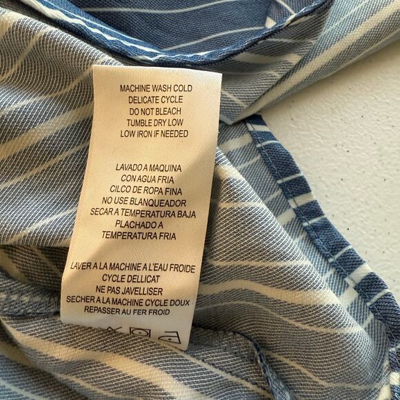 Nina Leonard Top Women Small Chambray Blue White Striped Short Sleeve Faux Wrap - Picture 10 of 10